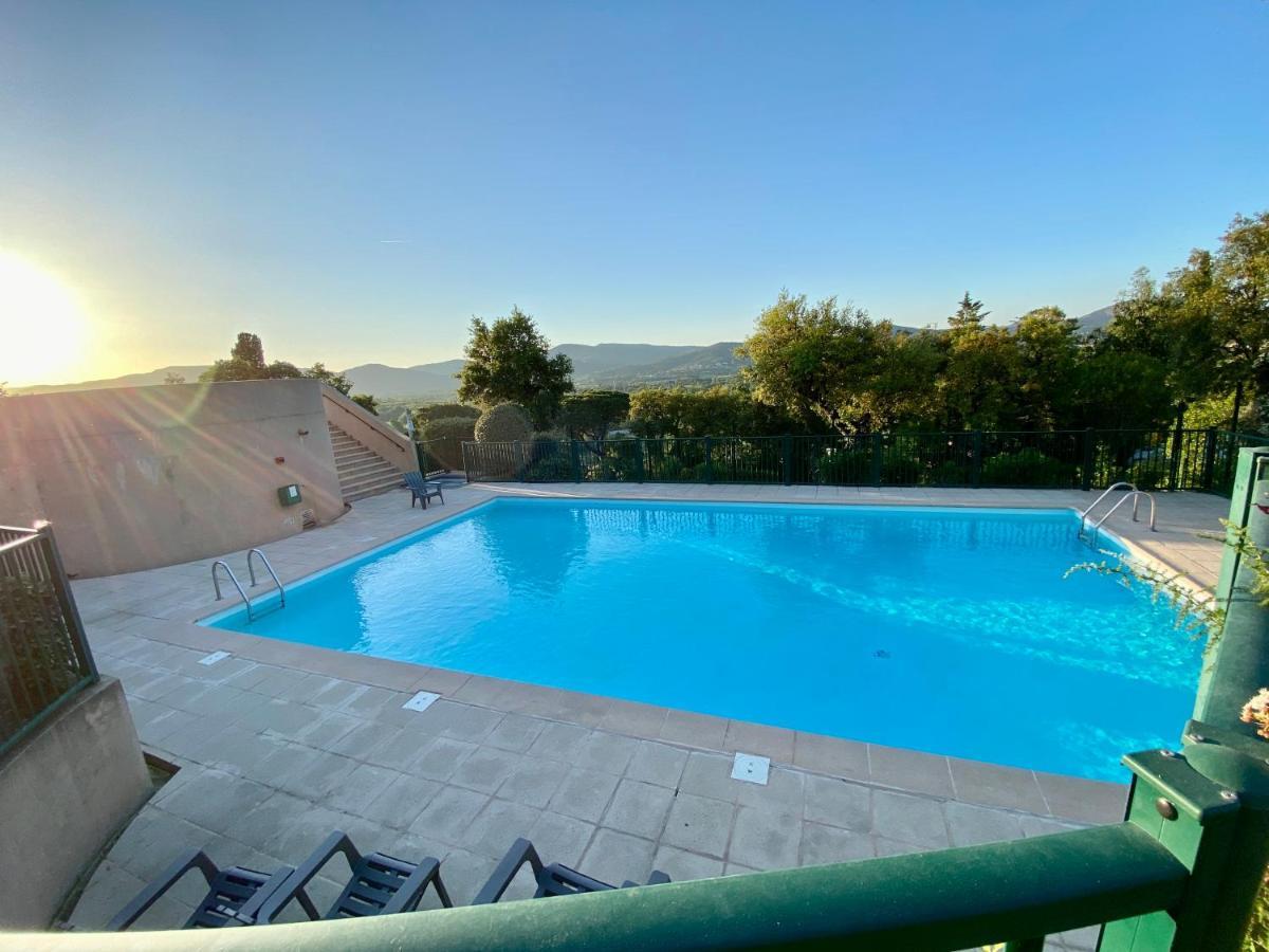 Jolie Maison Golfe De Saint-Tropez Cogolin Exterior photo
